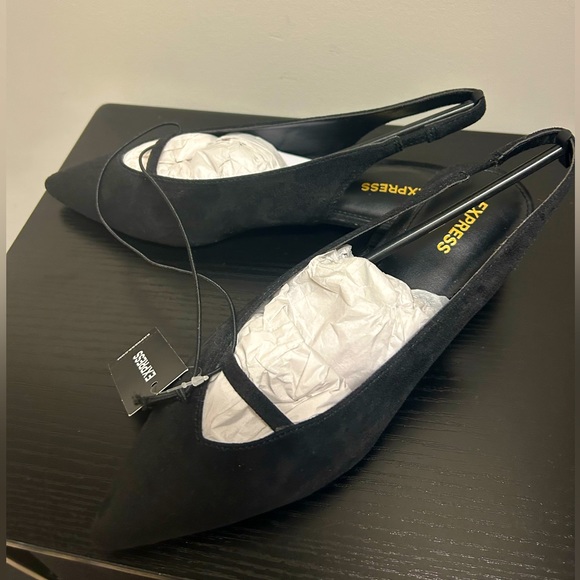 NWT Express Suede Flats - Picture 6 of 8